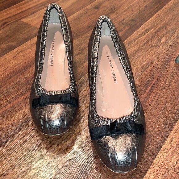 Marc by Marc Jacobs pewter heels , size 39.5 - Picture 4 of 6